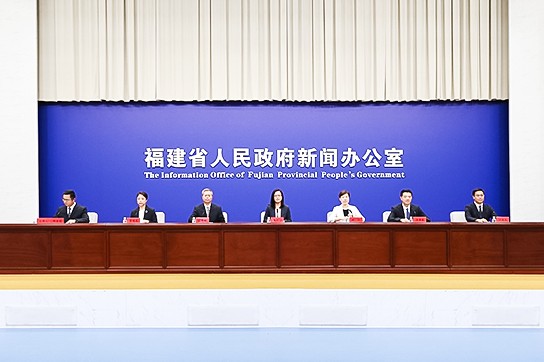 新闻发布会.jpg